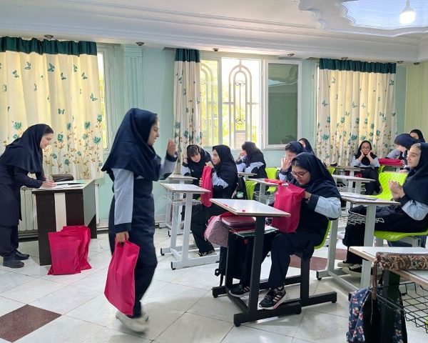 مجتمع آموزشی دخترانه اندیشه پارسیان