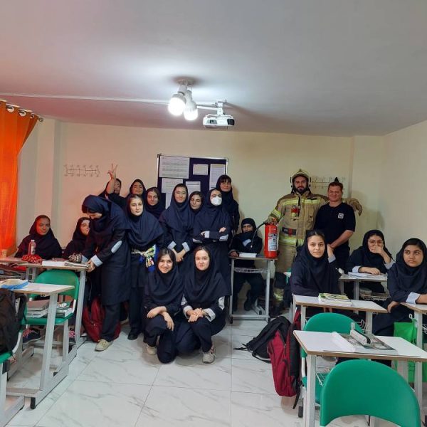 مجتمع آموزشی دخترانه اندیشه پارسیان