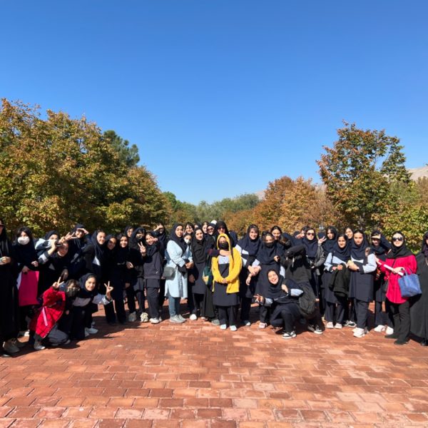 مجتمع آموزشی دخترانه اندیشه پارسیان