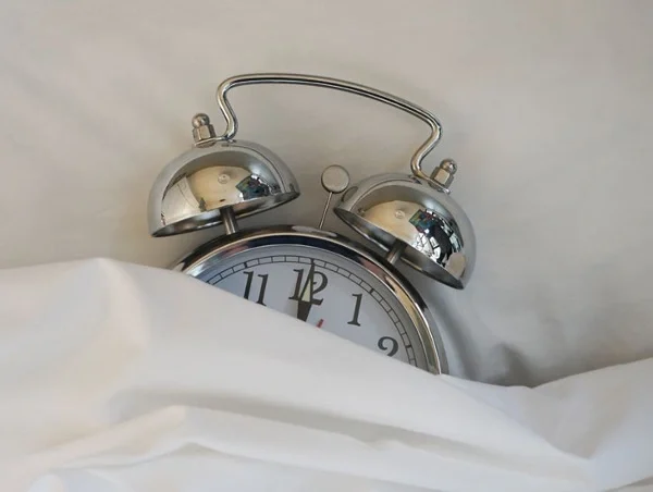 خواب منظم و درس